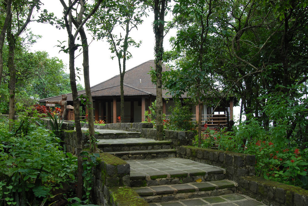 Popa Mountain Resort Mount Popa Bagian luar foto