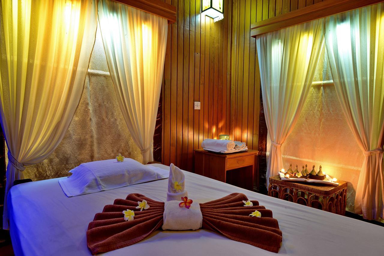 Popa Mountain Resort Mount Popa Bagian luar foto